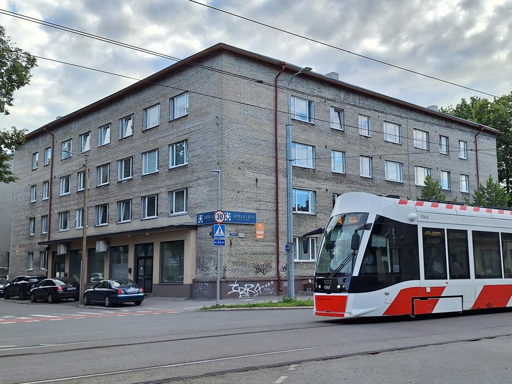 Tallinn Airport - Spa Bath - Kids Friendly Exterior photo